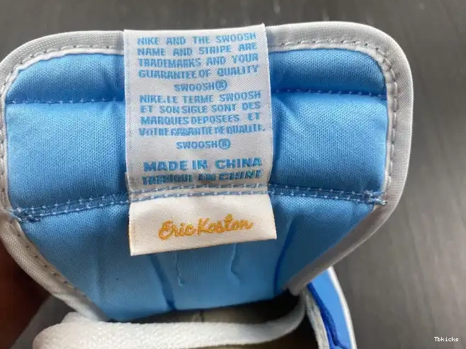 Rep TBK Jordan Air Low 1 x Nike UNC SB CJ7891-401 0513